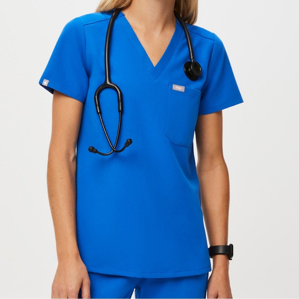 Catarina one pocket scrub top figs